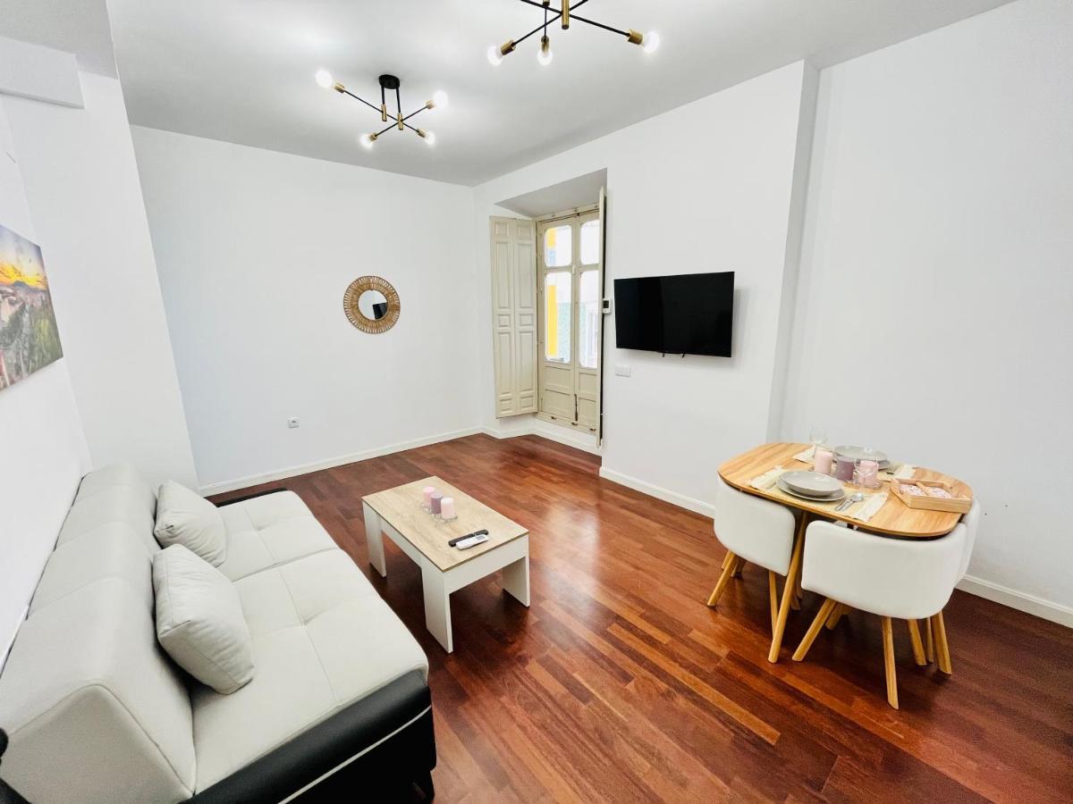 Marinac3 Precioso apartamento con patio en el centro histórico de Málaga Exterior foto